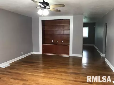 3325 S 4th St, Springfield, IL 62703 photo 3