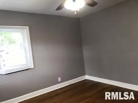 3325 S 4th St, Springfield, IL 62703 photo 15