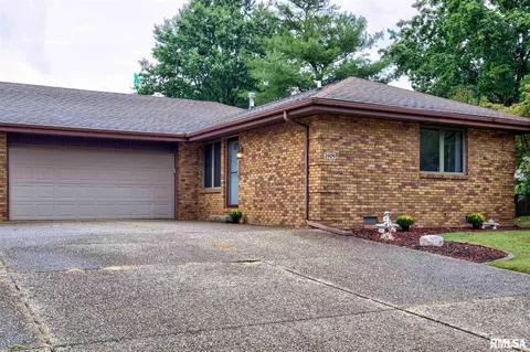 2409 Austin Dr, Springfield, IL 62704 photo 1