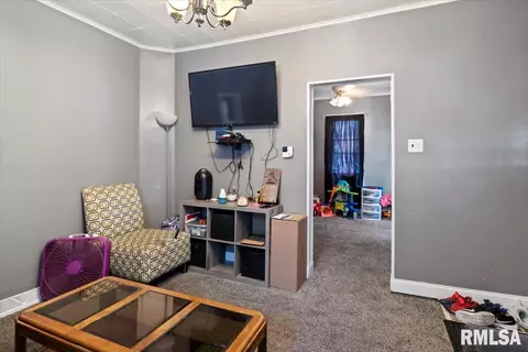 1126 W Calhoun Ave, Springfield, IL 62702 photo 4