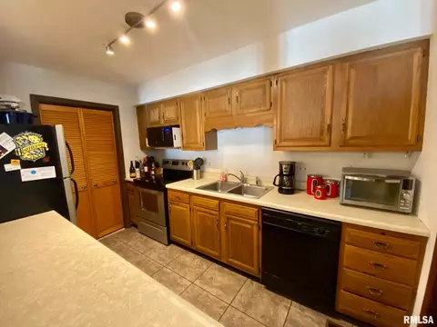 50 Brookside Pl, Springfield, IL 62704 photo 10