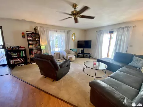 50 Brookside Pl, Springfield, IL 62704 photo 4