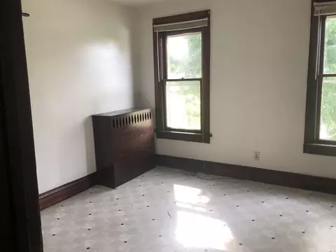342 W Reynolds St, Springfield, IL 62702 photo 3