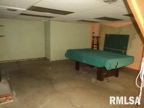 305 Hillside Dr, Kewanee, IL 61443 photo 18