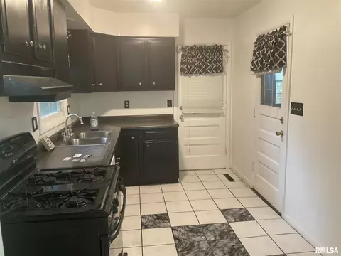 2616 E Lawrence Rd, Springfield, IL 62703 photo 7