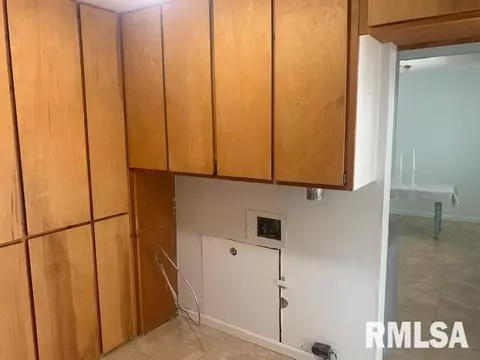 100 Windsor Rd, Springfield, IL 62702 photo 29