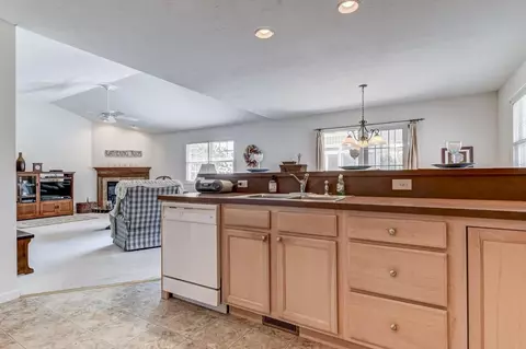 3636 Birkdale Dr, Springfield, IL 62712 photo 14