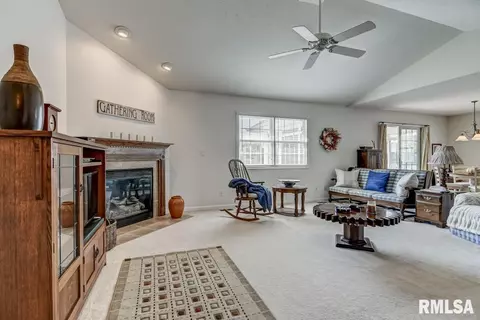 3636 Birkdale Dr, Springfield, IL 62712 photo 4