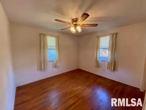 3235 Neptune Ave, Springfield, IL 62707 photo 9