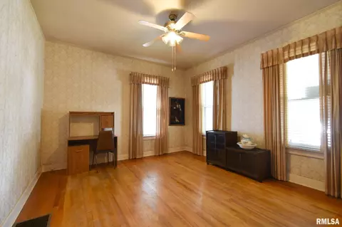 1106 N 13th St, Springfield, IL 62702 photo 5