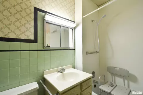 1106 N 13th St, Springfield, IL 62702 photo 11