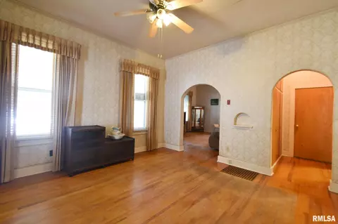 1106 N 13th St, Springfield, IL 62702 photo 6