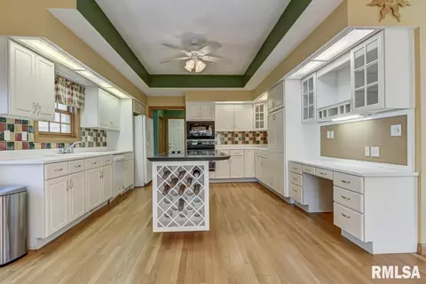 8 Chimney View Ln, Springfield, IL 62707 photo 17