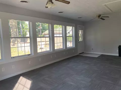 809 Indiana Ave, Springfield, IL 62702 photo 22