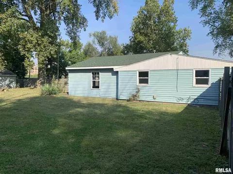 809 Indiana Ave, Springfield, IL 62702 photo 5