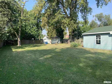 809 Indiana Ave, Springfield, IL 62702 photo 6