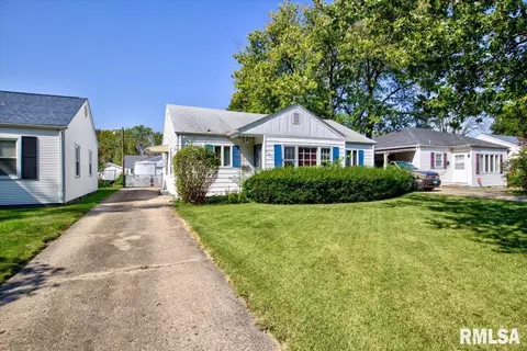 2225 S 1st St, Springfield, IL 62704 photo 2