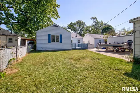 2225 S 1st St, Springfield, IL 62704 photo 27