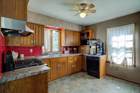 2225 S 1st St, Springfield, IL 62704 photo 9