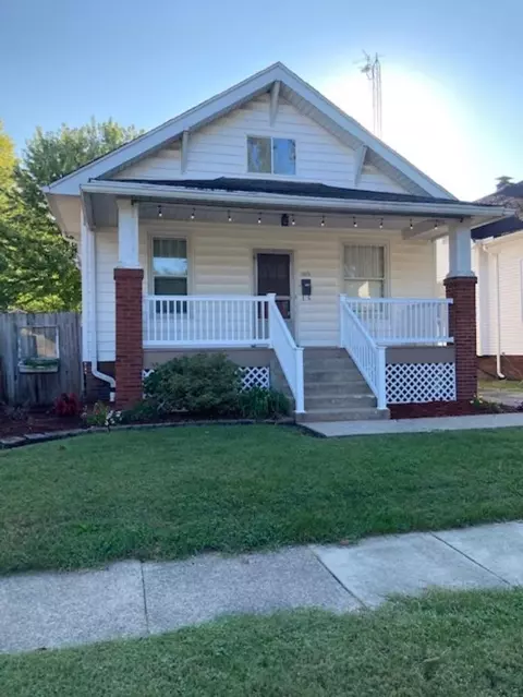 1820 S College St, Springfield, IL 62704 photo 1