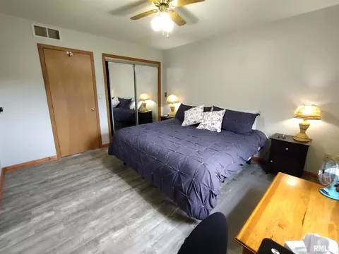 505 Rainbow Dr, Athens, IL 62613 photo 17