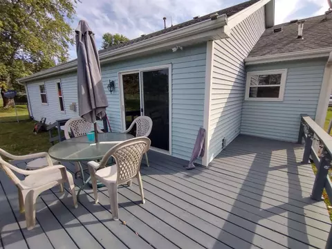 505 Rainbow Dr, Athens, IL 62613 photo 6
