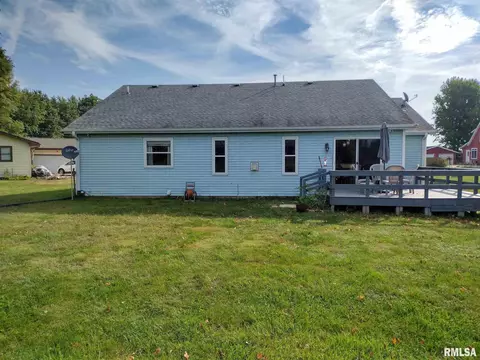 505 Rainbow Dr, Athens, IL 62613 photo 5