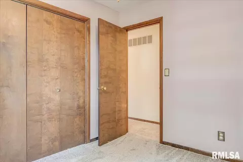 2916 Interlacken Dr, Springfield, IL 62704 photo 35