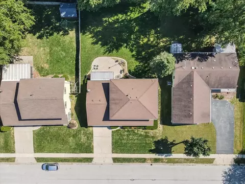 2916 Interlacken Dr, Springfield, IL 62704 photo 14