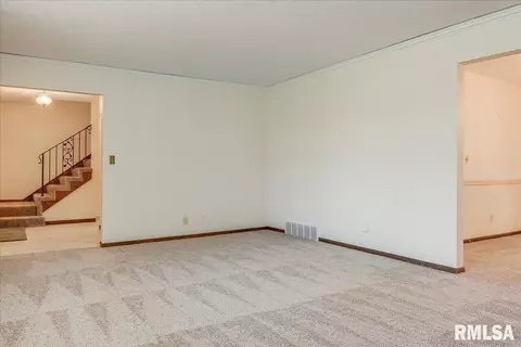 2916 Interlacken Dr, Springfield, IL 62704 photo 17