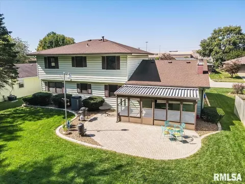 2916 Interlacken Dr, Springfield, IL 62704 photo 8