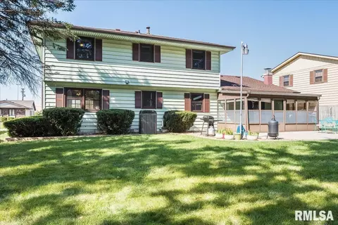 2916 Interlacken Dr, Springfield, IL 62704 photo 12