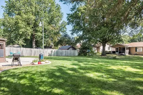 2916 Interlacken Dr, Springfield, IL 62704 photo 13