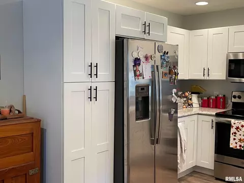 1824 N 20th St, Springfield, IL 62702 photo 3