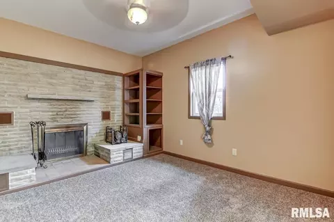 3205 S 1st St, Springfield, IL 62703 photo 14