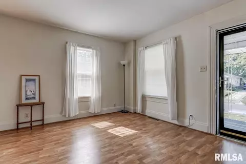 2440 S 9th St, Springfield, IL 62702 photo 9