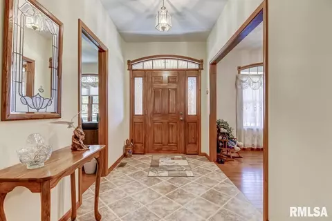 6501 Willow Springs Rd, Springfield, IL 62712 photo 4