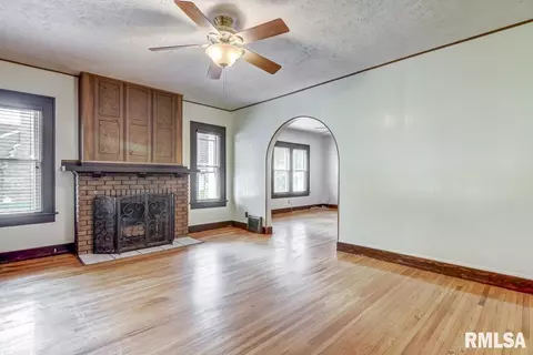 2213 Yale Blvd, Springfield, IL 62703 photo 5