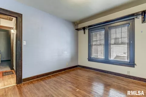 2213 Yale Blvd, Springfield, IL 62703 photo 8
