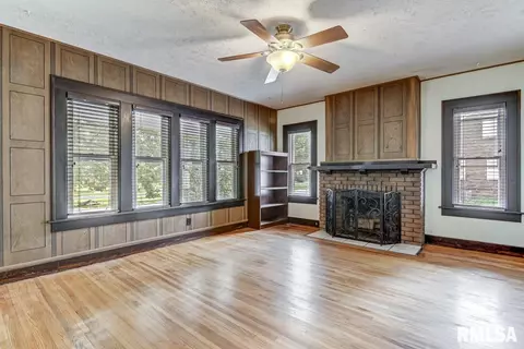 2213 Yale Blvd, Springfield, IL 62703 photo 4