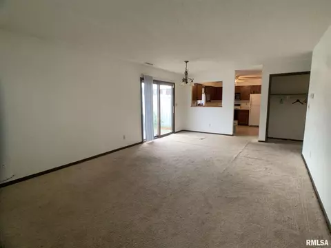 23 Brookside Pl, Springfield, IL 62704 photo 4