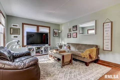 2313 S 7th St, Springfield, IL 62703 photo 7