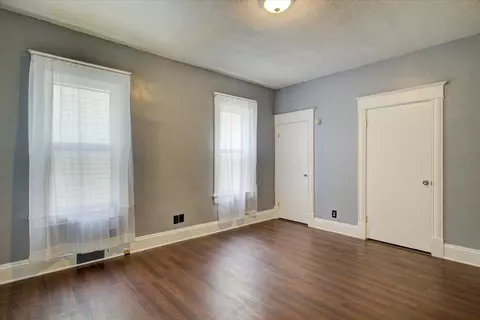 1029 N 2nd St, Springfield, IL 62702 photo 9