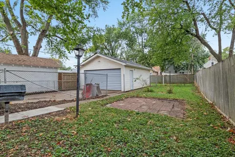 1029 N 2nd St, Springfield, IL 62702 photo 24
