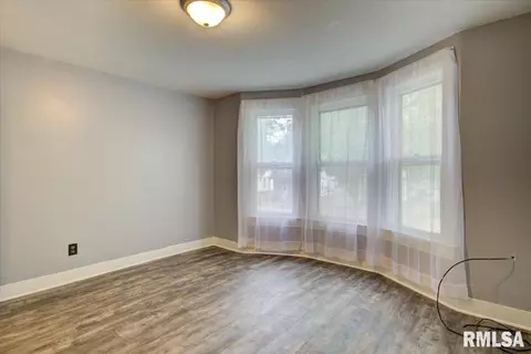 1029 N 2nd St, Springfield, IL 62702 photo 18