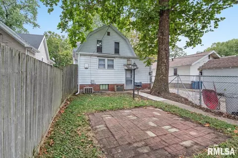 1029 N 2nd St, Springfield, IL 62702 photo 25