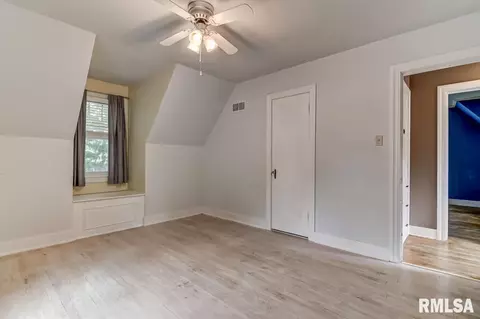 2004 S Lowell Ave, Springfield, IL 62704 photo 20