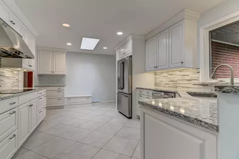11 Forest Rdg, Springfield, IL 62712 photo 9