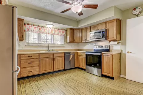 78 Andover Dr, Springfield, IL 62704 photo 9