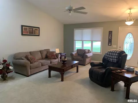 2804 Dryden Dr, Springfield, IL 62711 photo 3